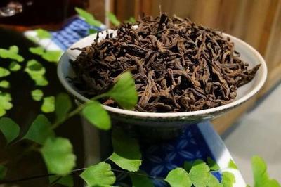普洱茶世上所有的高利潤也許細節不同,但原因卻大致相同。